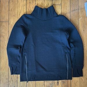 Black Turtleneck Sweatshirt. All in motion - size small